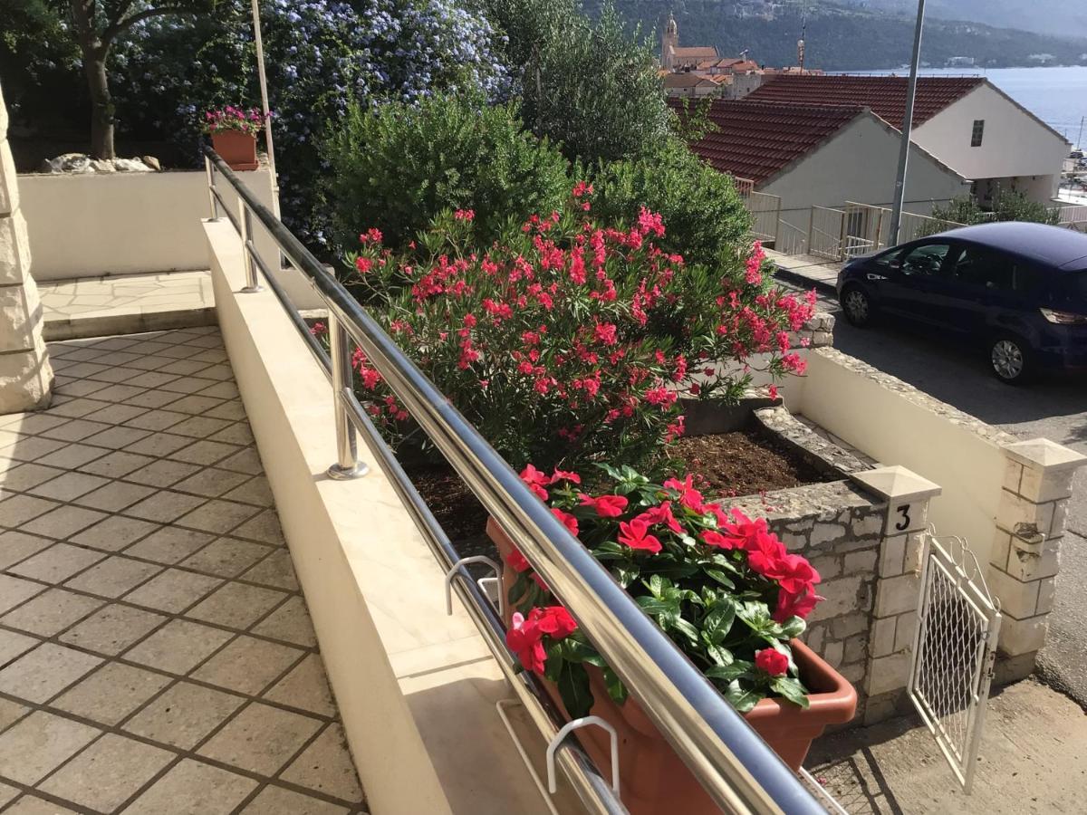 Lux Apartments Korcula Town Exterior photo