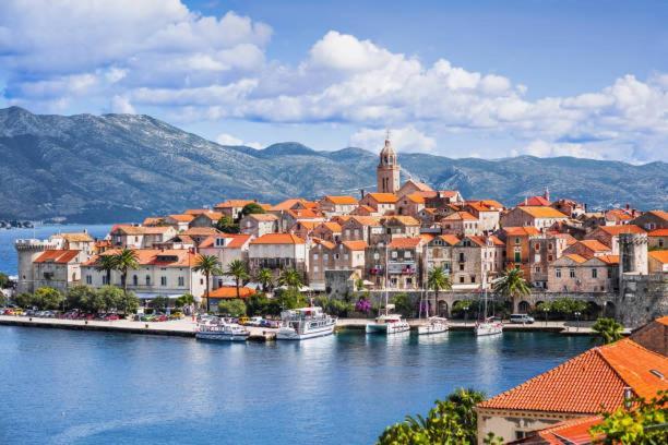 Lux Apartments Korcula Town Exterior photo